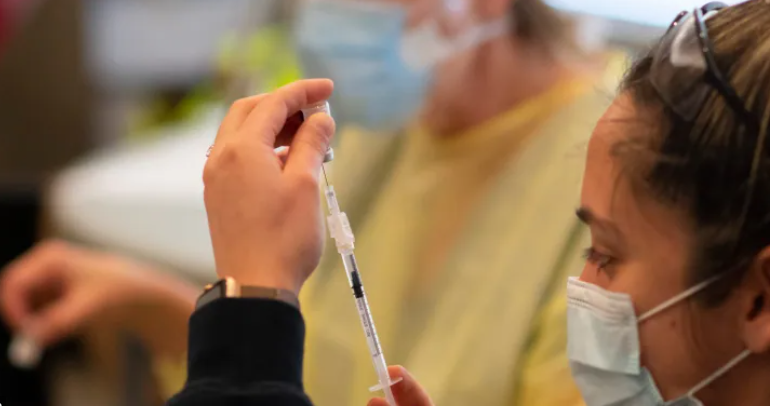 好消息! BC新冠住院下降3% 宣布放宽疫苗令! 世卫: 胜利在望! 新冠疫情 第4张