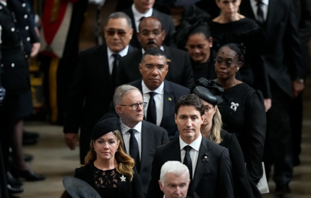 世纪告别! 女王葬礼落幕 全球41亿人说再见 加拿大举国哀悼 特鲁多出席却遭骂翻 新闻 第21张